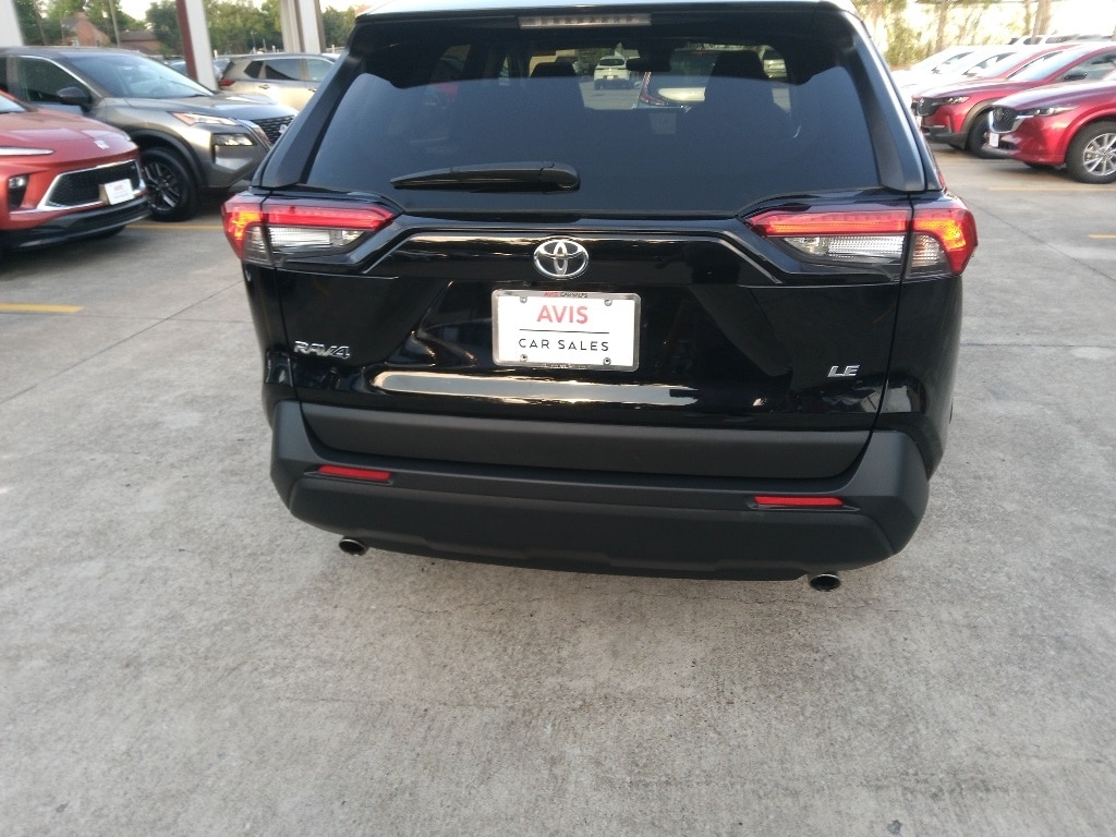 Thumbnail: 2025 Toyota RAV4 - 6