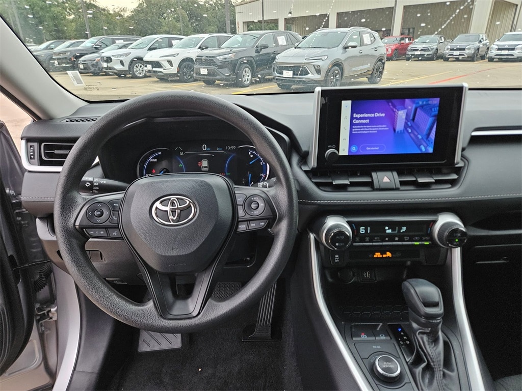 Thumbnail: 2025 Toyota RAV4 - 16