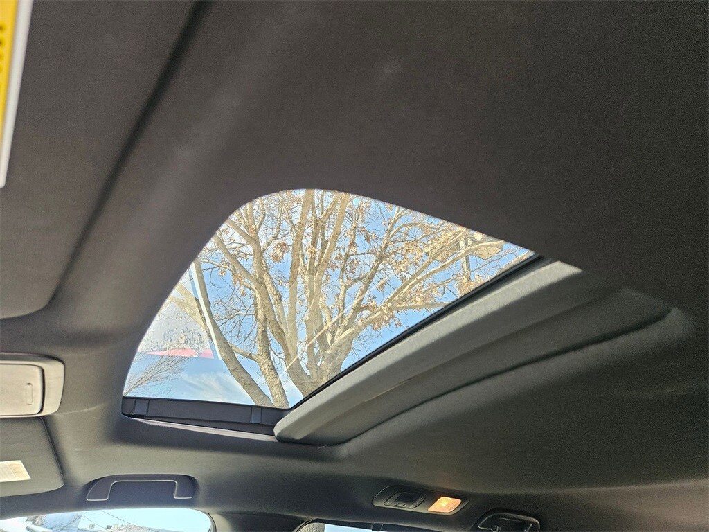 Thumbnail: 2025 Honda Odyssey - 23