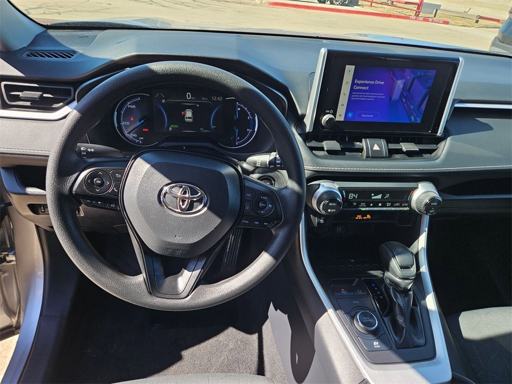 Thumbnail: 2025 Toyota RAV4 - 17