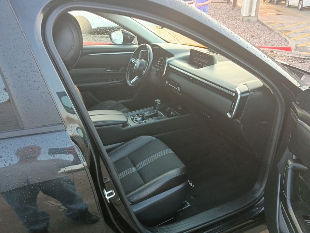 Thumbnail: 2025 Mazda CX-50 - 9