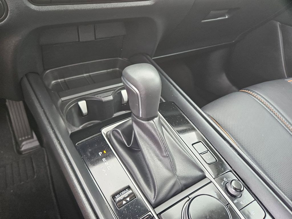 Thumbnail: 2025 Mazda CX-50 - 29