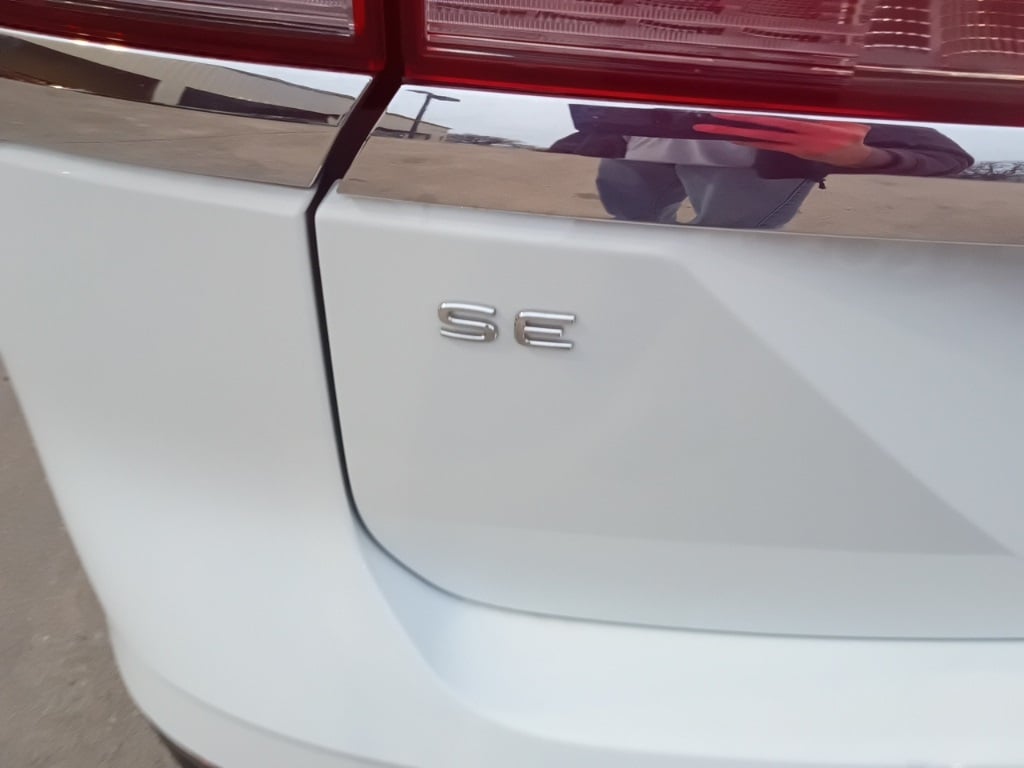 Thumbnail: 2025 Volkswagen Atlas - 12