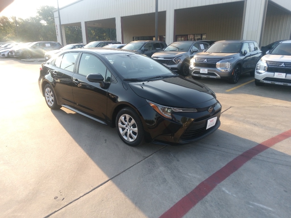 Thumbnail: 2024 Toyota Corolla - 3