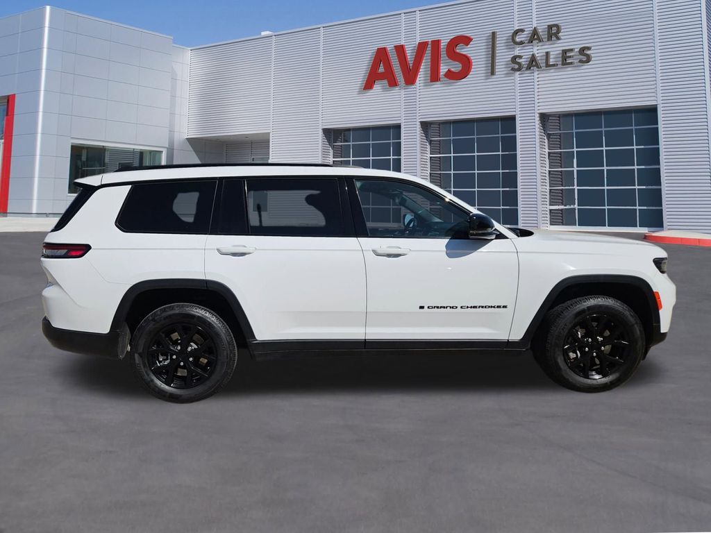 Thumbnail: 2024 Jeep Grand Cherokee L - 7