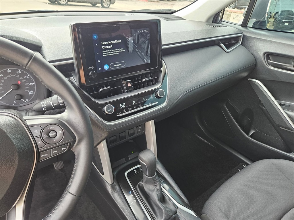 Thumbnail: 2025 Toyota Corolla Cross - 19