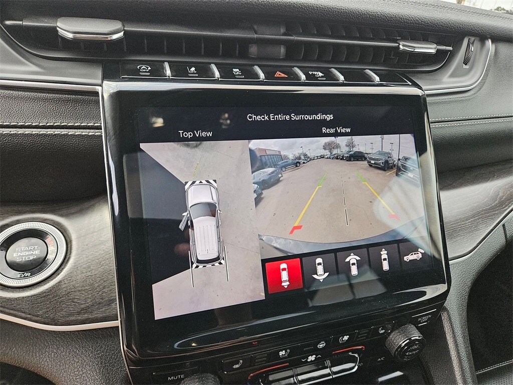 Thumbnail: 2024 Jeep Grand Cherokee L - 21