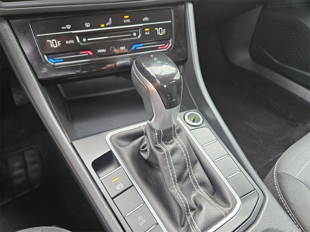 Thumbnail: 2025 Volkswagen Jetta - 27