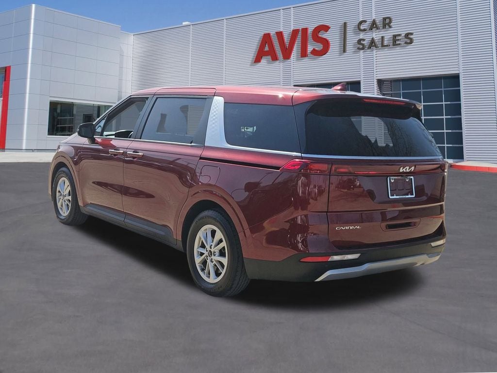 Thumbnail: 2024 Kia Carnival - 3