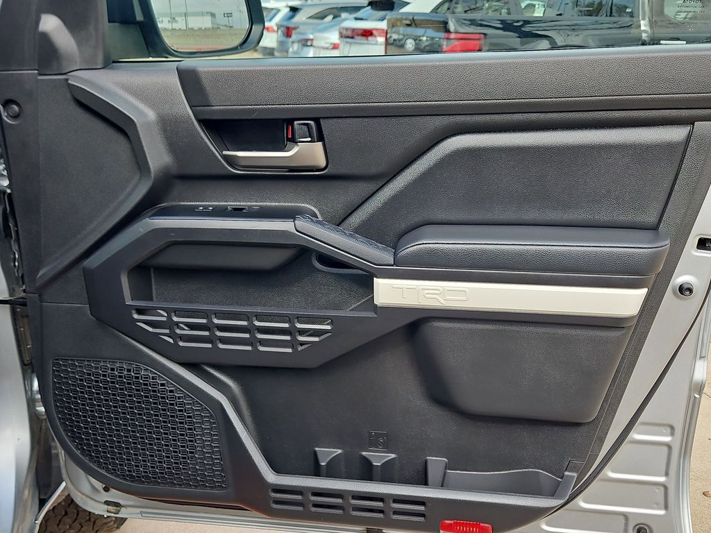 Thumbnail: 2024 Toyota Tacoma - 33