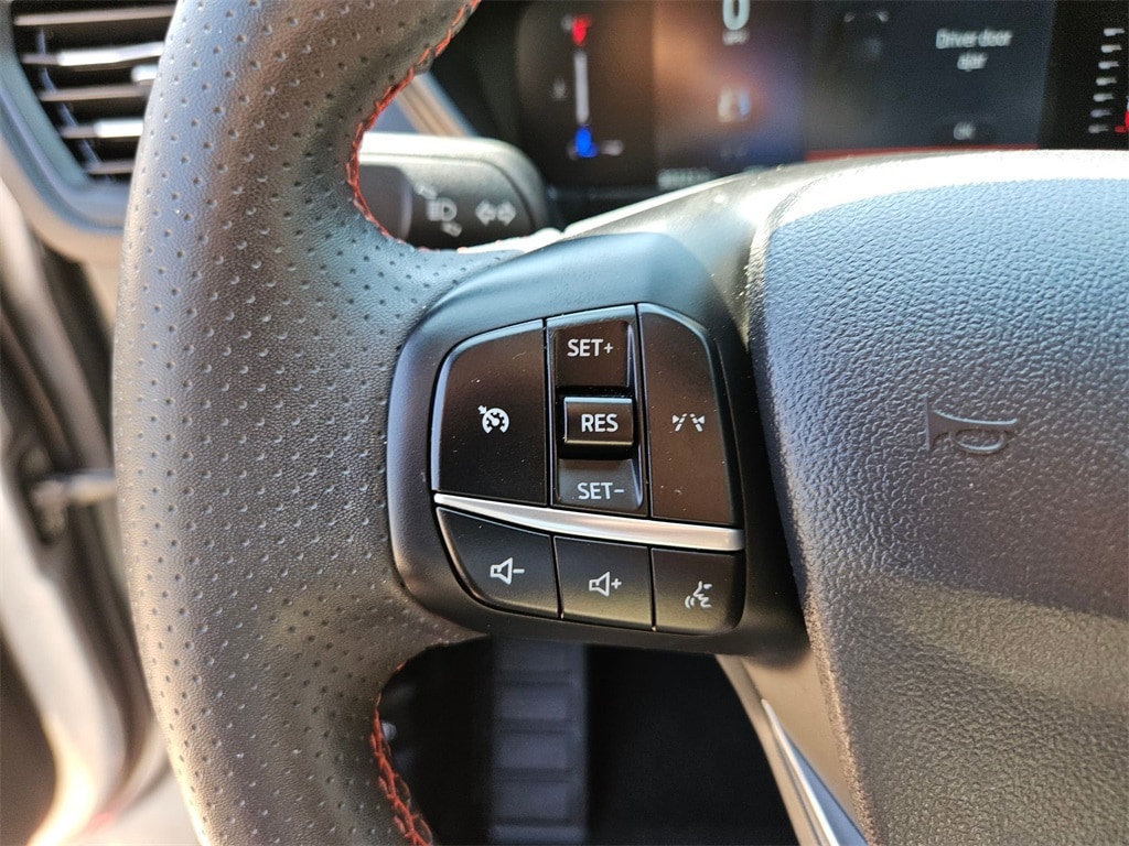 Thumbnail: 2024 Ford Escape - 24