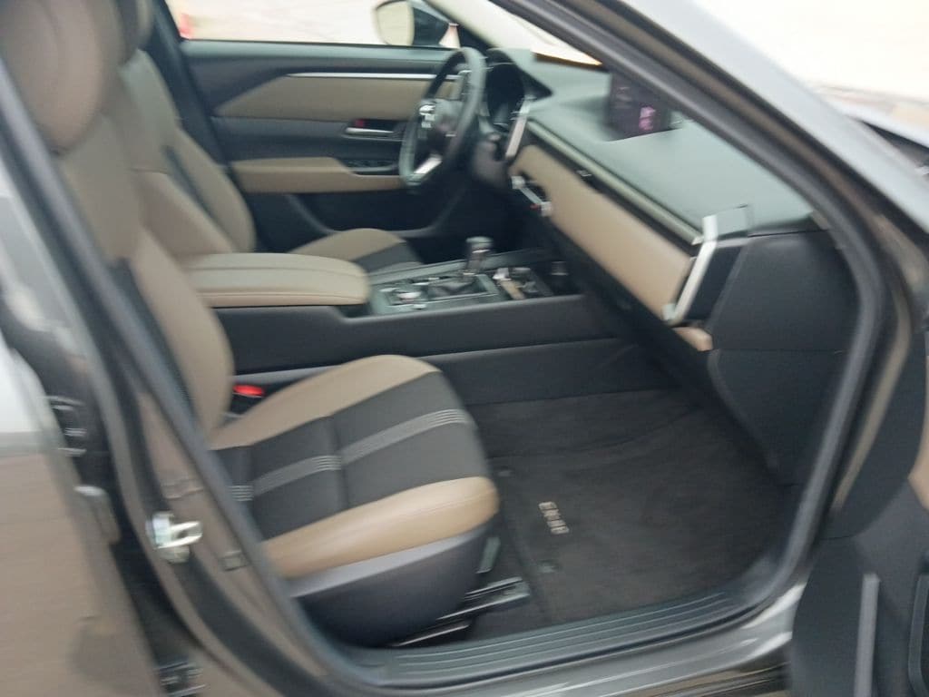 Thumbnail: 2025 Mazda CX-50 - 9