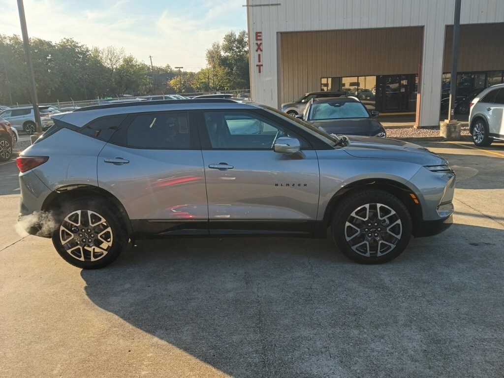Thumbnail: 2025 Chevrolet Blazer - 7