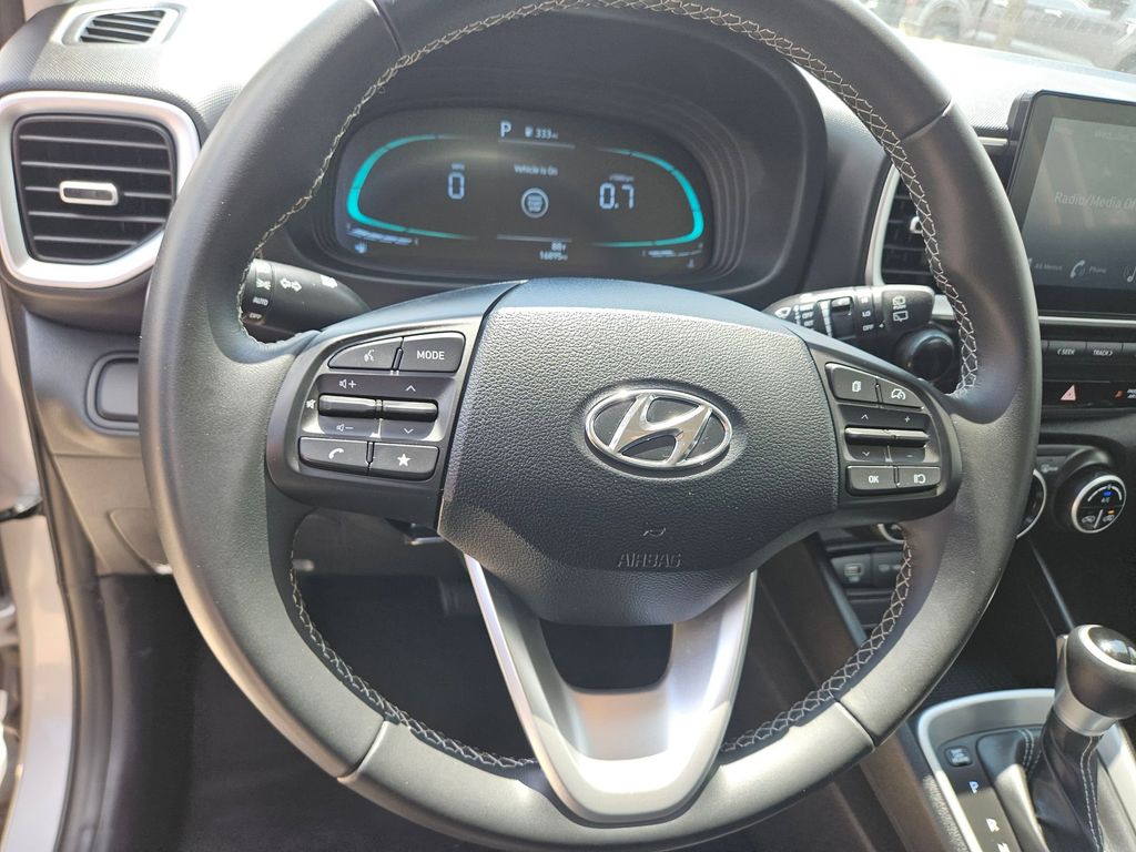 Thumbnail: 2025 Hyundai Venue - 18