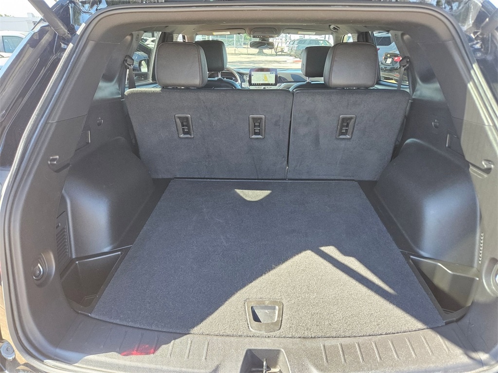 Thumbnail: 2025 Chevrolet Blazer - 24