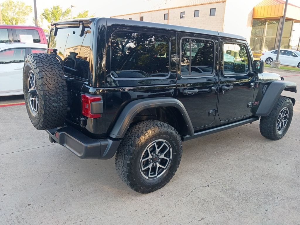 Thumbnail: 2025 Jeep Wrangler - 7