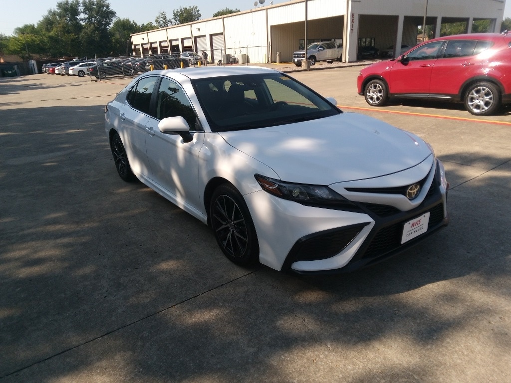 Thumbnail: 2024 Toyota Camry - 3