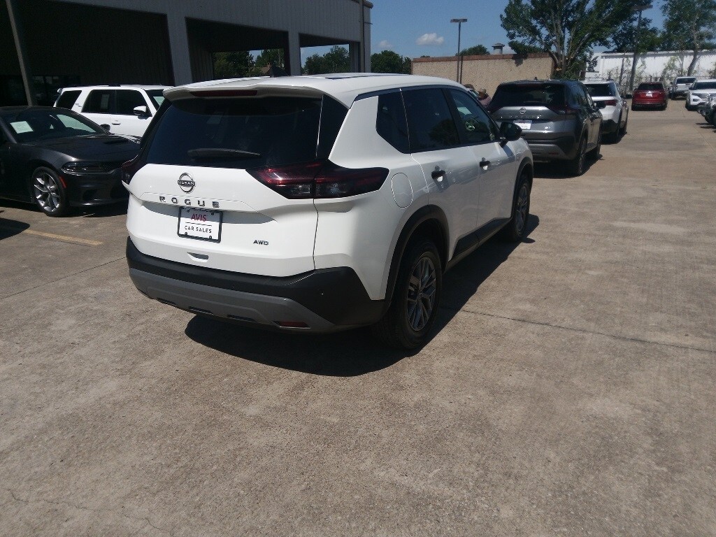 Thumbnail: 2023 Nissan Rogue - 6