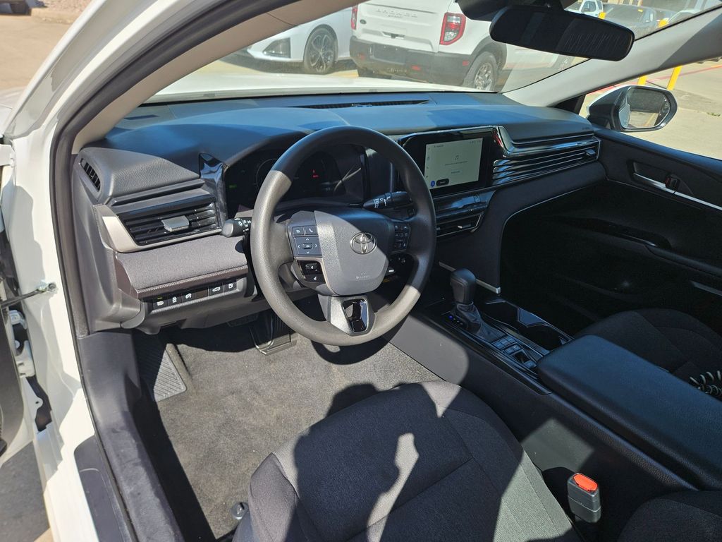 Thumbnail: 2025 Toyota Camry - 13