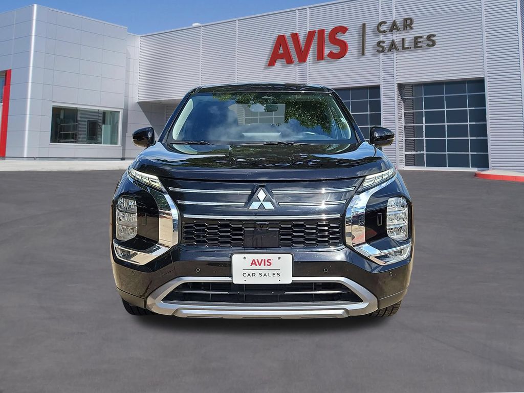 Thumbnail: 2025 Mitsubishi Outlander - 2