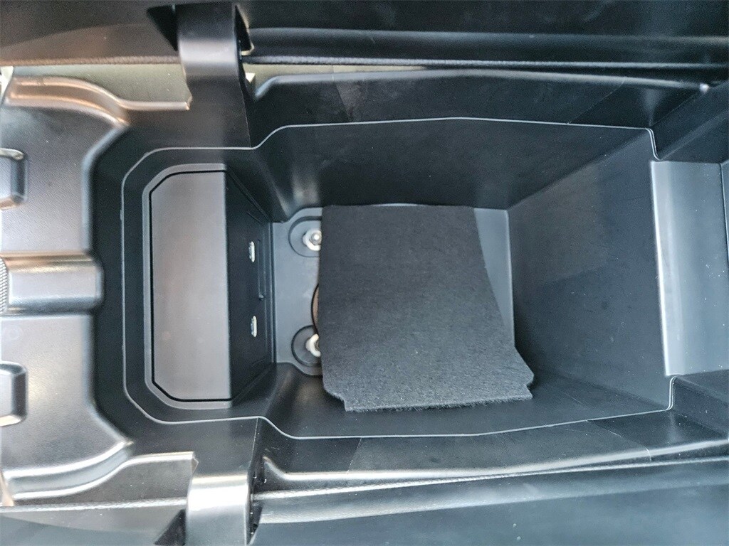 Thumbnail: 2025 Mazda CX-50 - 31