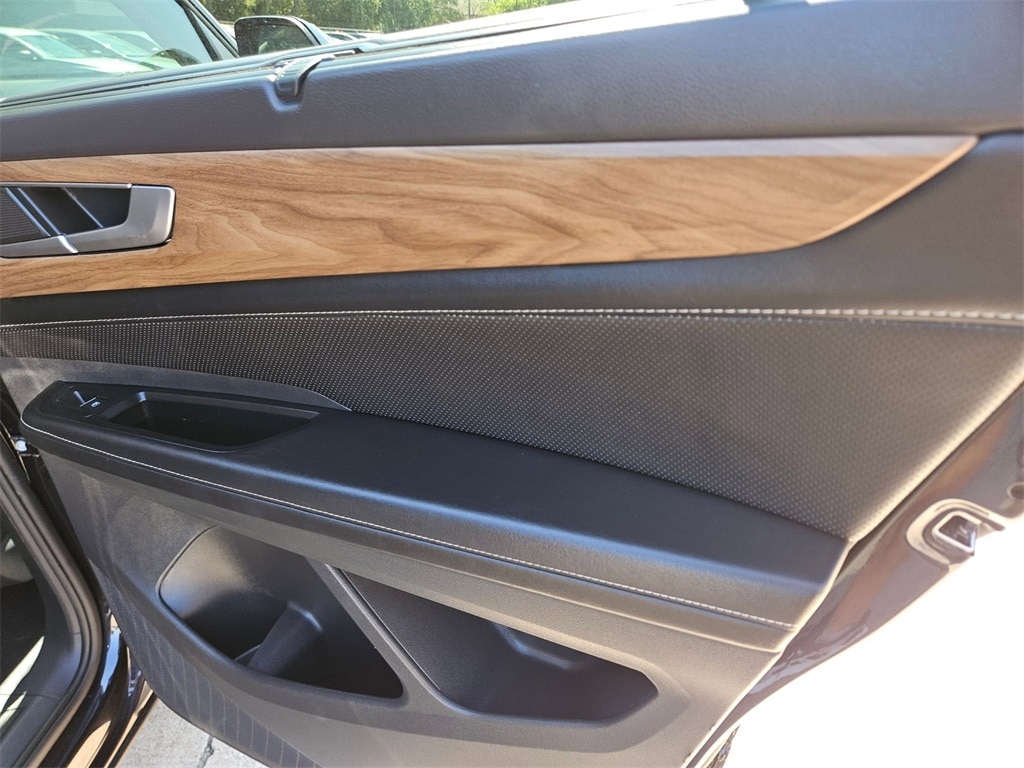 Thumbnail: 2025 Volkswagen Atlas - 28