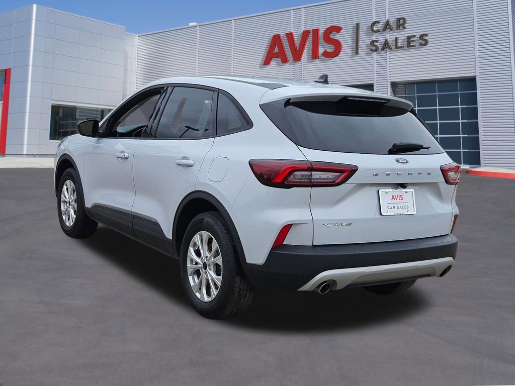 Thumbnail: 2025 Ford Escape - 3