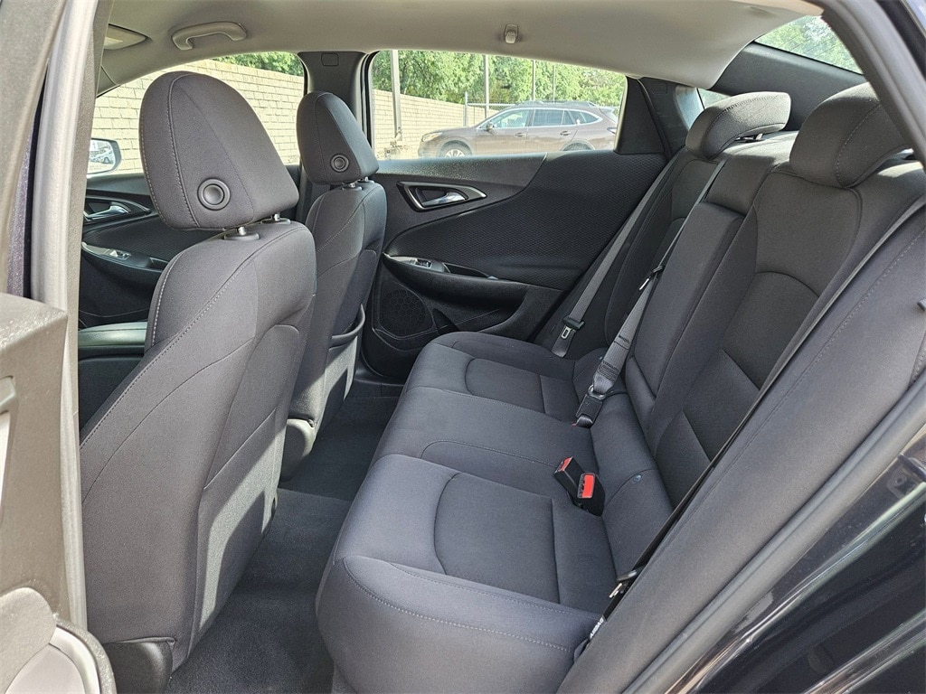 2023 Chevrolet Malibu LT 24