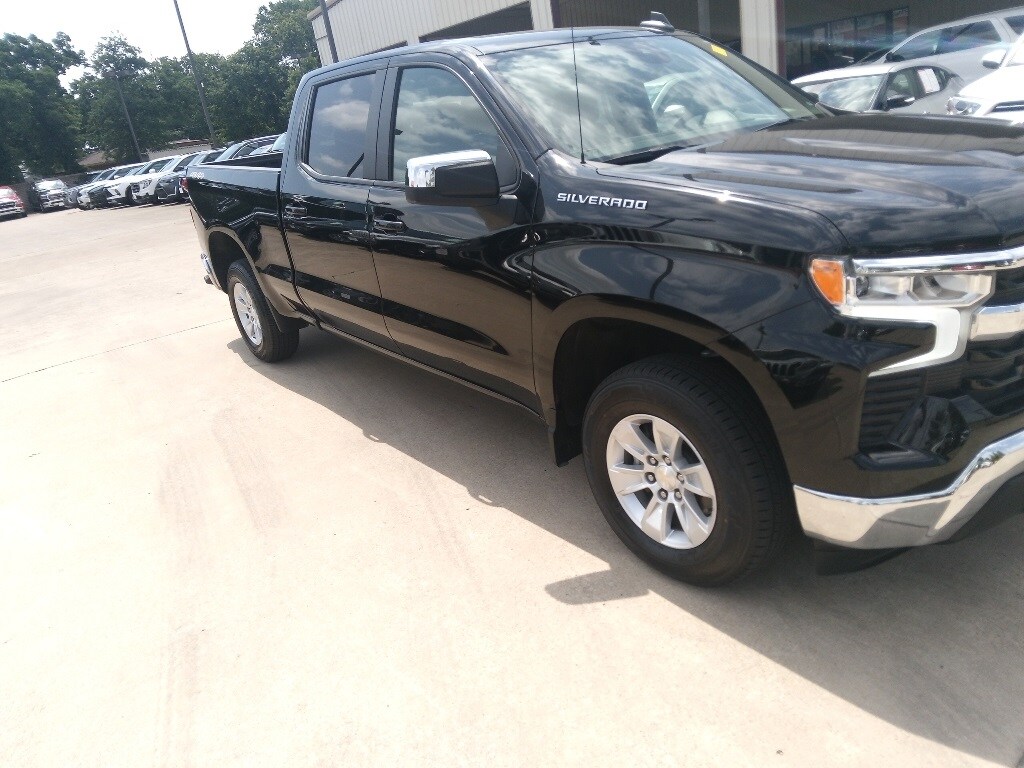 Thumbnail: 2024 Chevrolet Silverado 1500 - 8