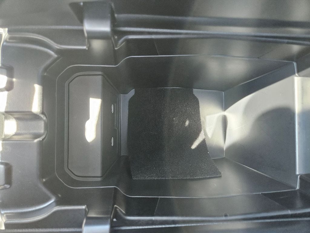 Thumbnail: 2025 Mazda CX-50 - 30