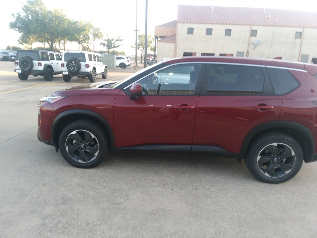Thumbnail: 2024 Nissan Rogue - 3