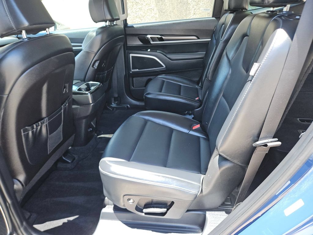 Thumbnail: 2025 Kia Telluride - 28