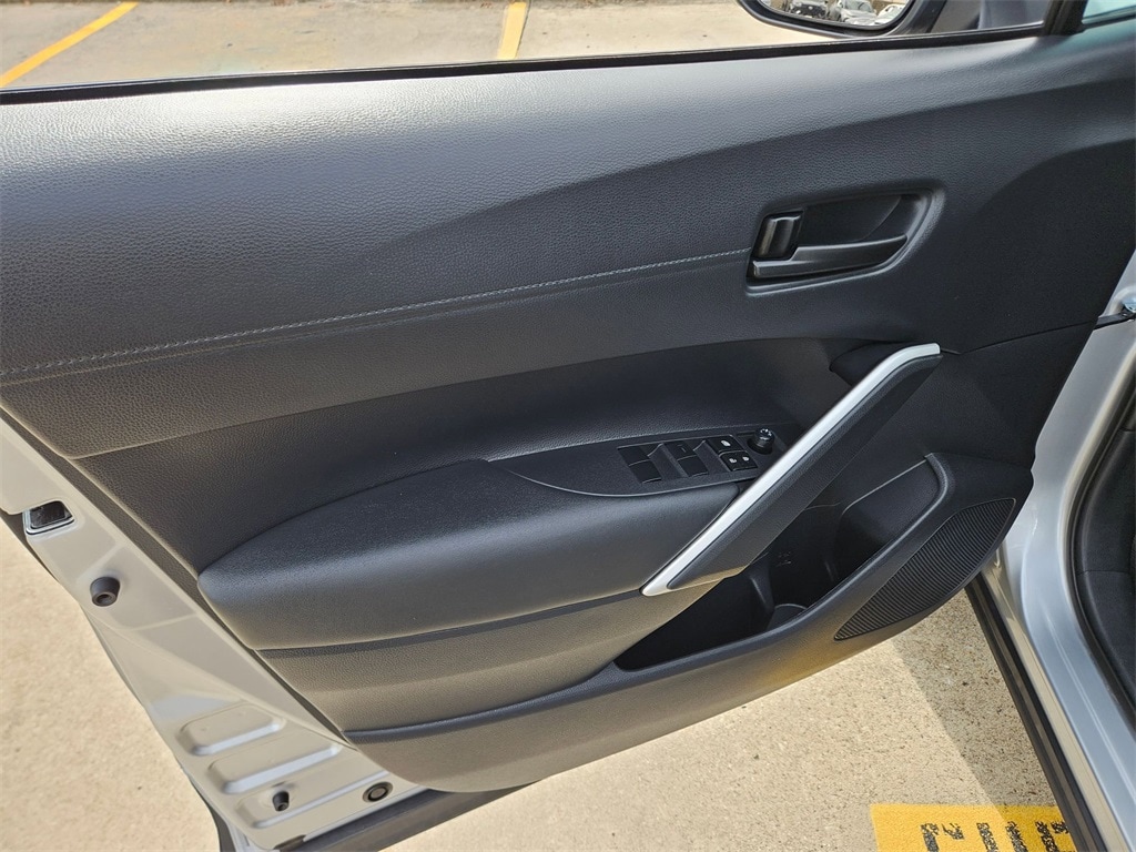 Thumbnail: 2025 Toyota Corolla Cross - 13