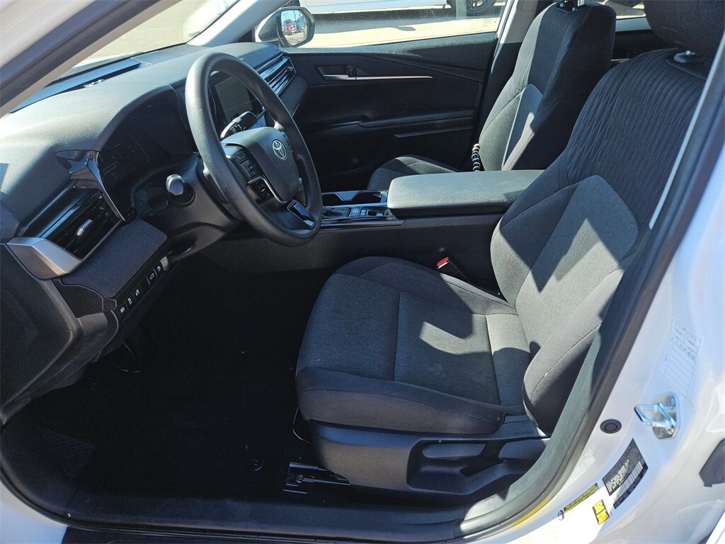 Thumbnail: 2025 Toyota Camry - 11