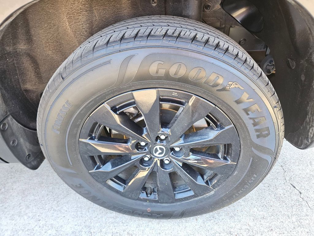 Thumbnail: 2025 Mazda CX-50 - 26