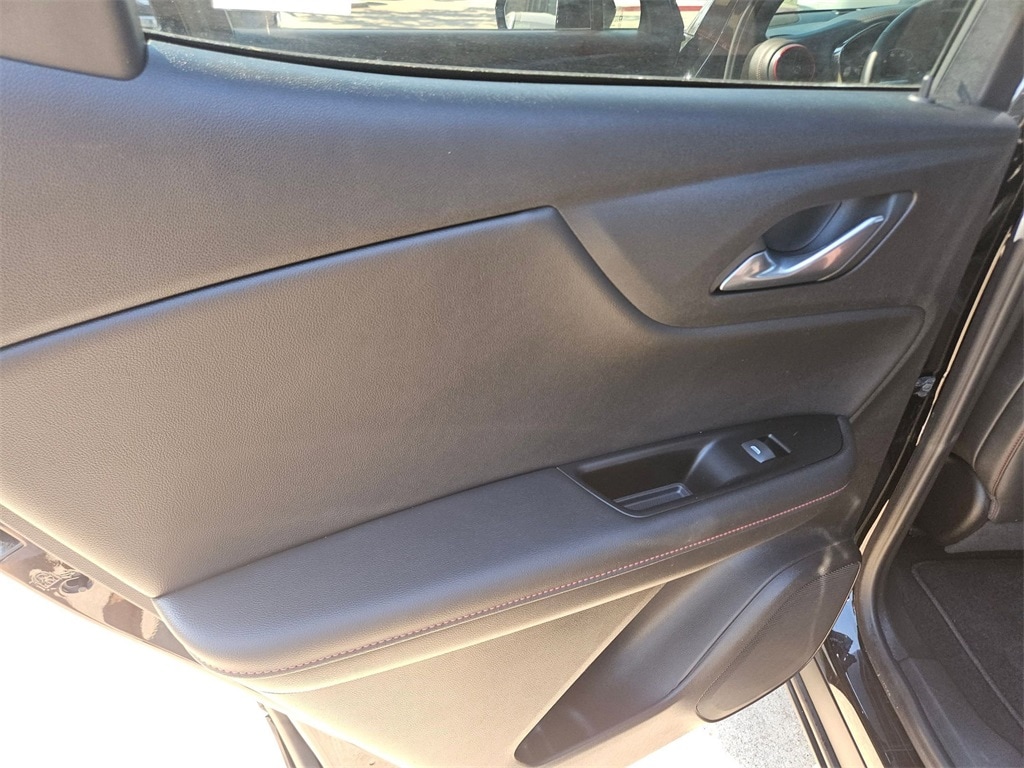 Thumbnail: 2025 Chevrolet Blazer - 26