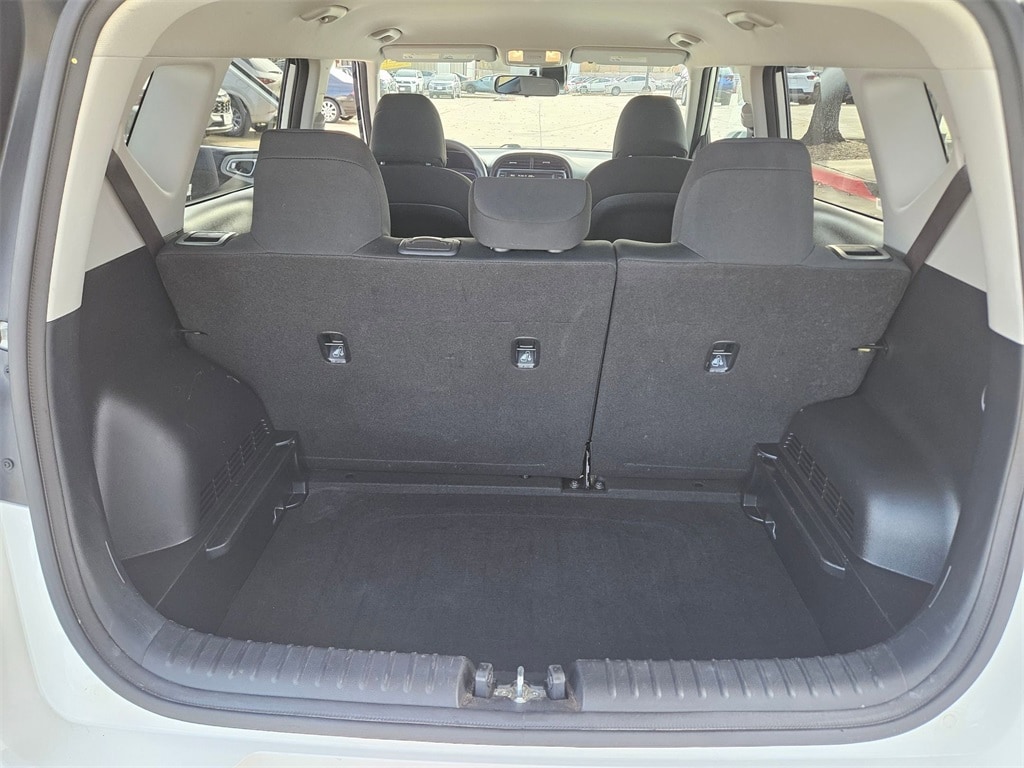 Thumbnail: 2024 Kia Soul - 24