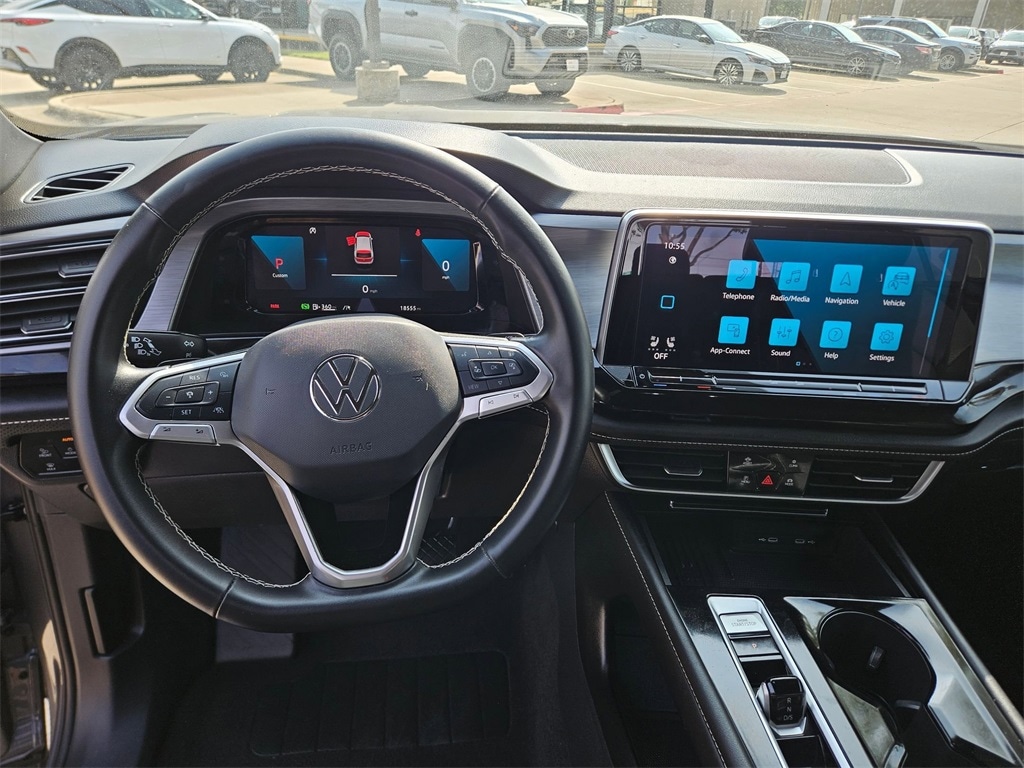 Thumbnail: 2025 Volkswagen Atlas - 16