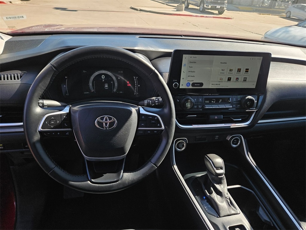 Thumbnail: 2025 Toyota Grand Highlander - 17