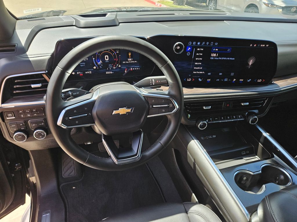 Thumbnail: 2025 Chevrolet Tahoe - 17