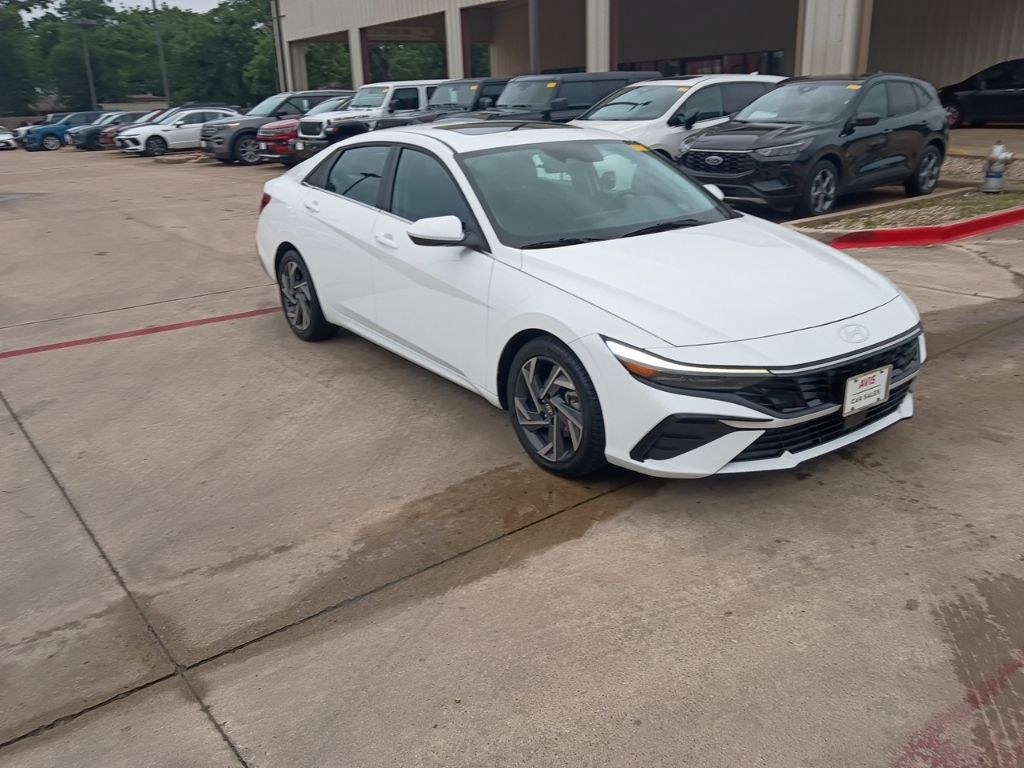 Thumbnail: 2025 Hyundai Elantra - 6