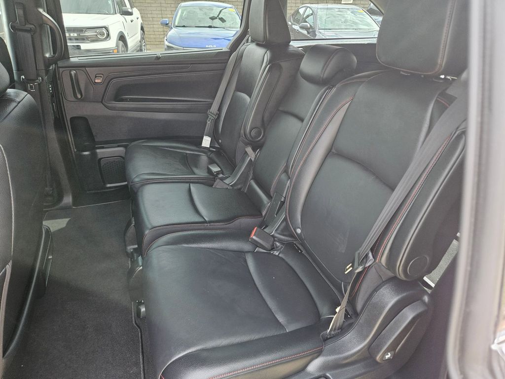 Thumbnail: 2025 Honda Odyssey - 27