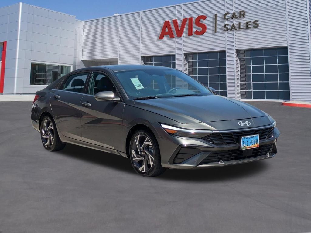 Thumbnail: 2025 Hyundai Elantra - 3