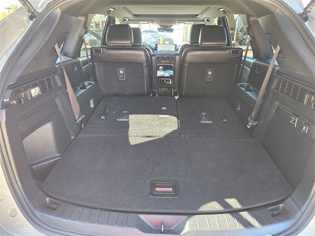 Thumbnail: 2025 Mazda CX-90 - 25