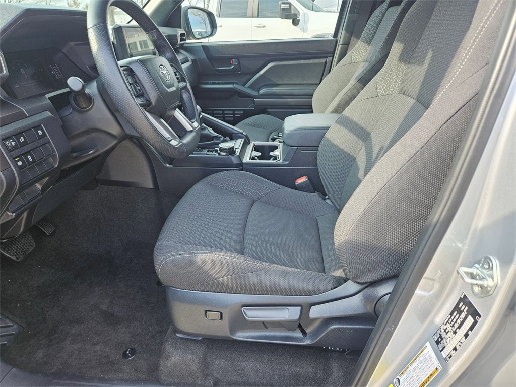 Thumbnail: 2025 Toyota 4Runner - 11