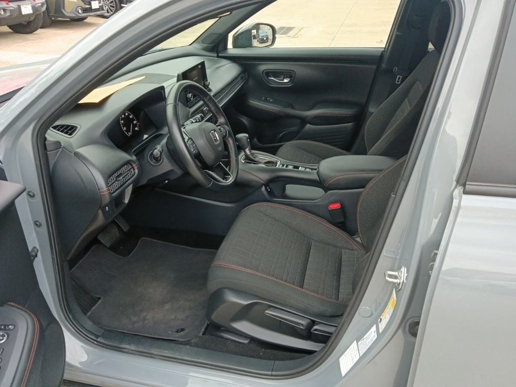 Thumbnail: 2025 Honda HR-V - 3
