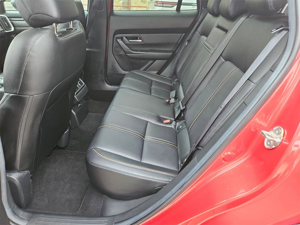 Thumbnail: 2025 Mazda CX-50 - 28