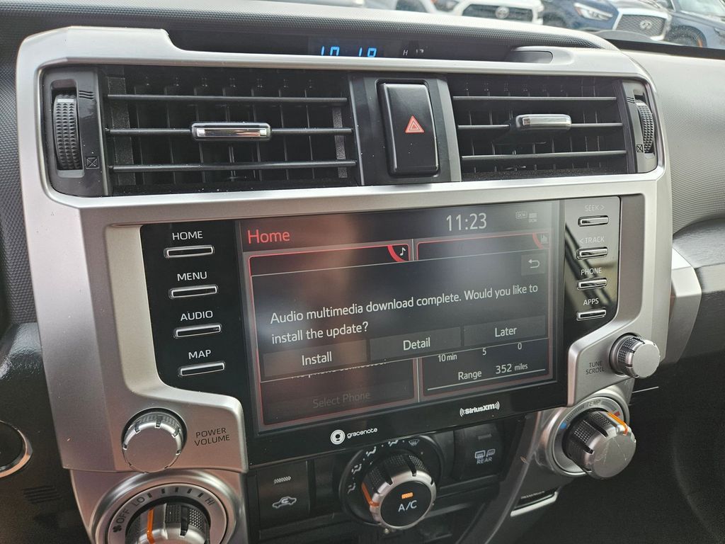 Thumbnail: 2024 Toyota 4Runner - 21