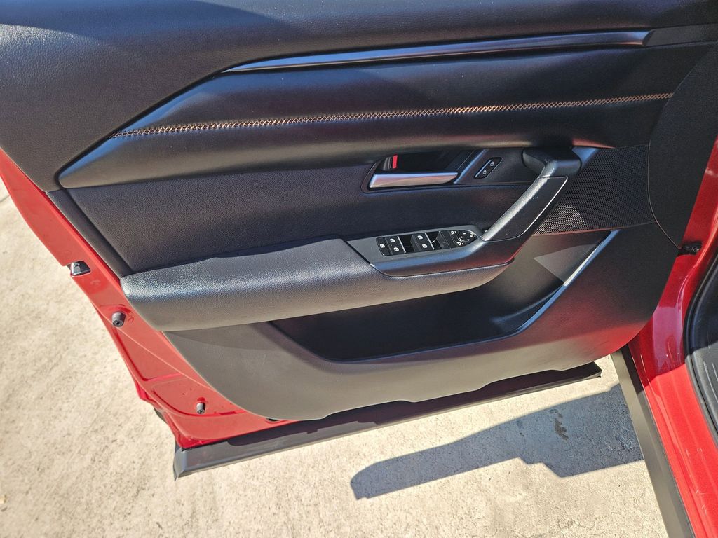 Thumbnail: 2025 Mazda CX-50 - 14