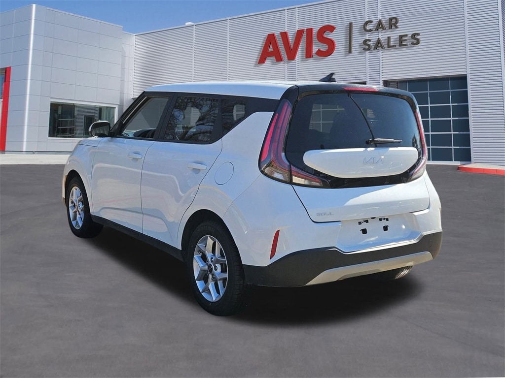 Thumbnail: 2023 Kia Soul - 3